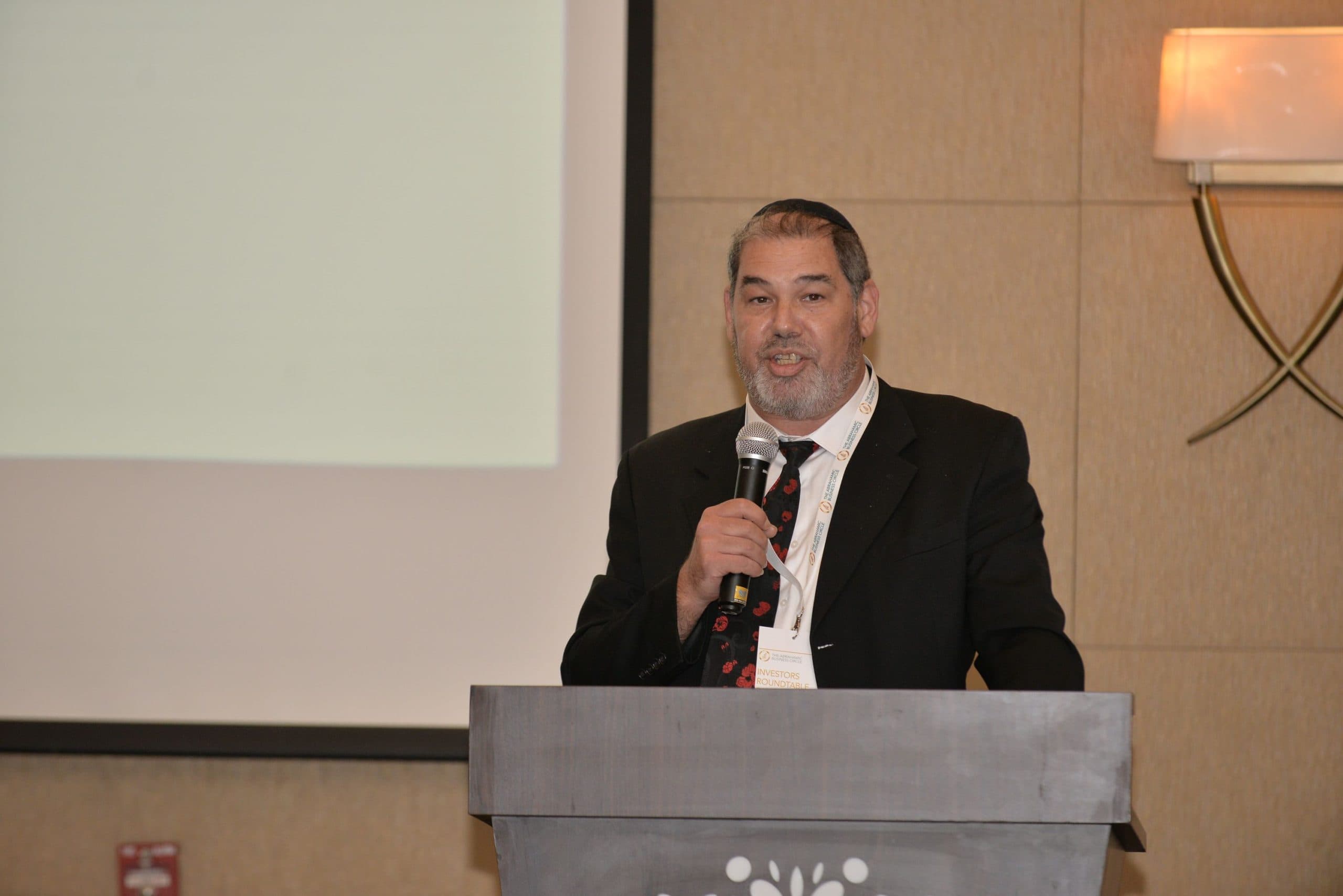 INVESTORS ROUNDTABLE DUBAI · photograph 11