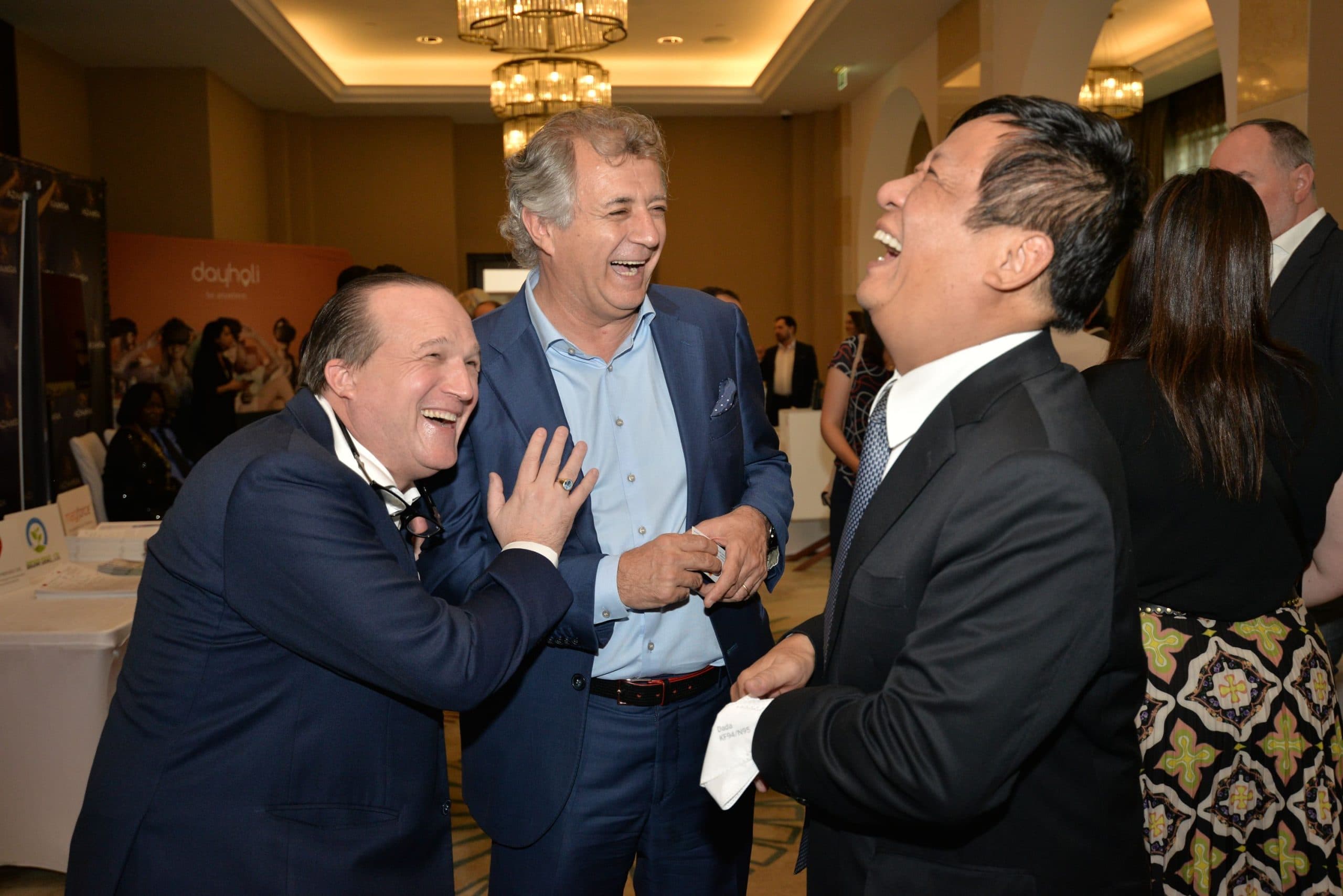 INVESTORS ROUNDTABLE DUBAI · photograph 21