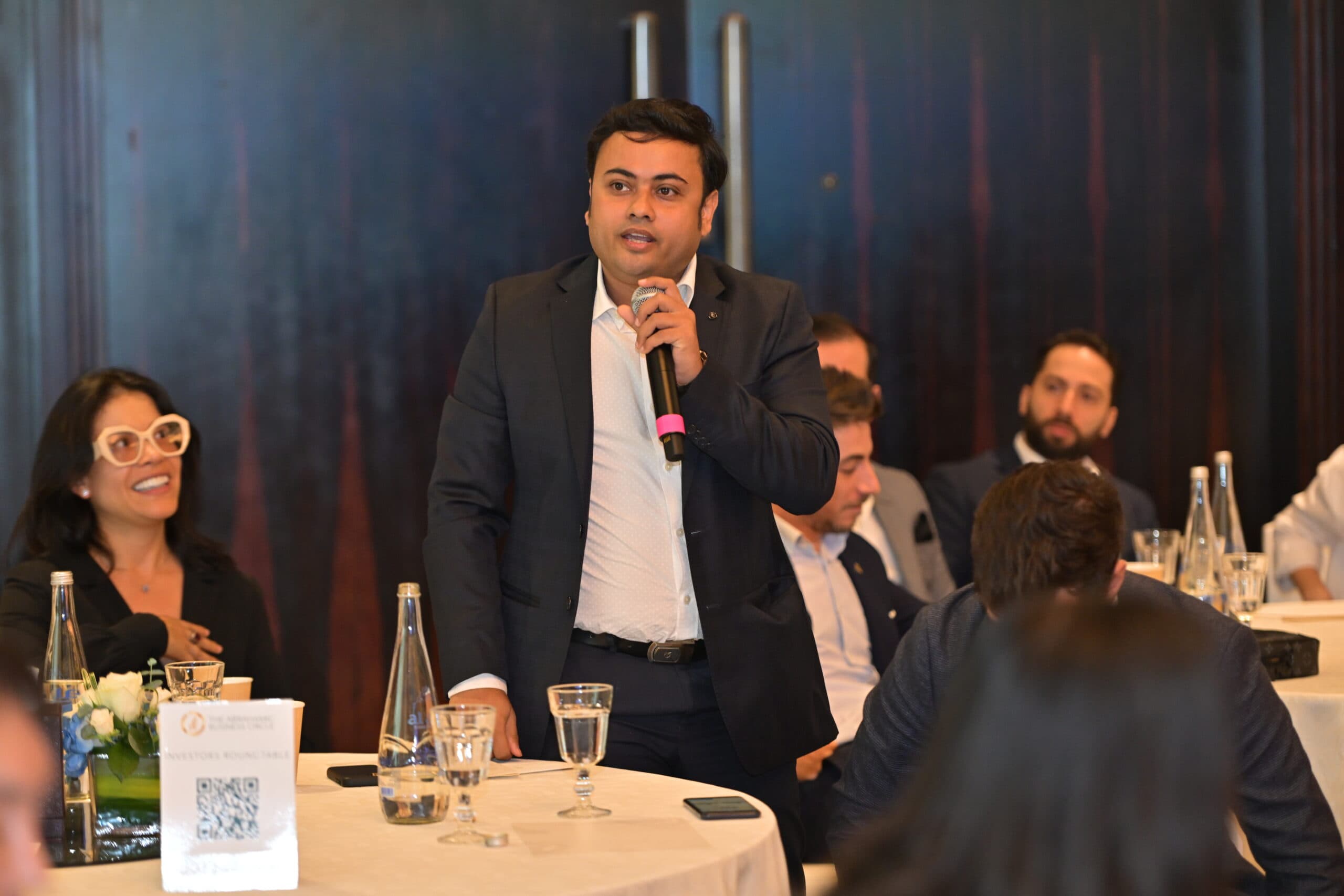 INVESTORS ROUNDTABLE in DUBAI · photograph 16